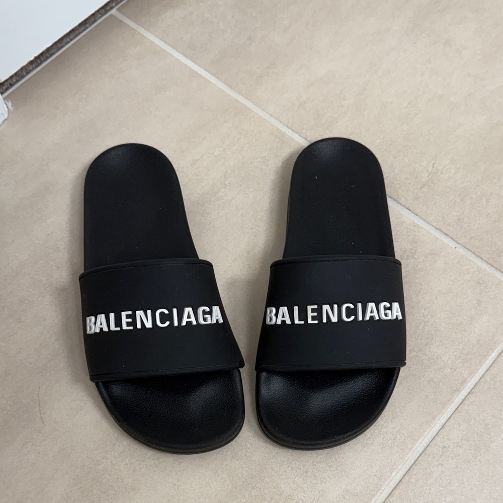 Balenciaga Black Logo Slides - Picture 2 of 6